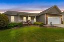 204 Pine Meadows Circle sold home in Hickory, SC