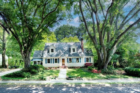706 Carolina Avenue