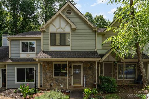 4106 N Course Drive sold townhome in Golfview at Raintree, Charlotte, NC