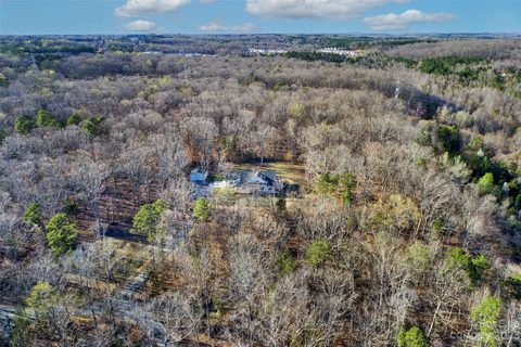 1750 Charles Raper Jonas Highway sold home in Green Acres, Mount Holly, NC