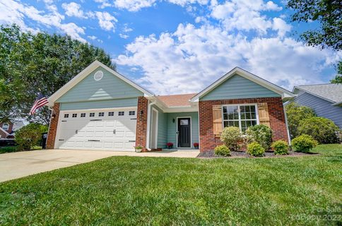 5908 Heathrow Court sold home in Brittany Downs East, Monroe, NC
