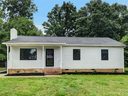 2304 Woodfield Circle sold home in Gastonia, SC