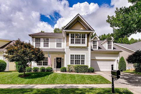 6234 Colonial Garden Drive