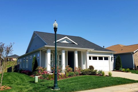 5043 Looking Glass Trail