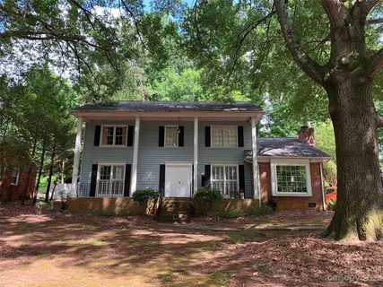 8136 Cliffside Drive