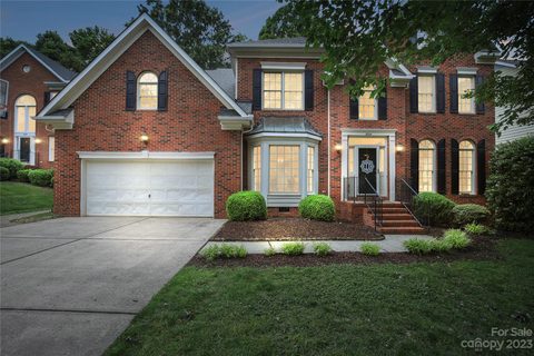 8524 Headford Road sold home in Kingston Forest, Charlotte, NC