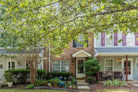 8277 Golf Ridge Drive sold townhome in Crestview, Charlotte, NC