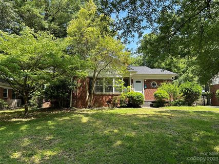 2315 Arnold Drive
