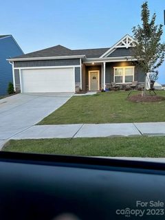 135 Slalom Street