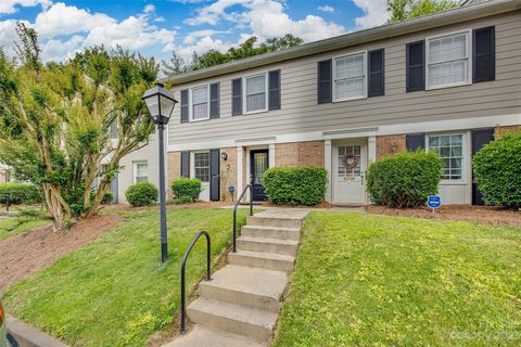 4611 Hedgemore Drive I sold home in Park Place, Charlotte, NC