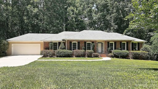1045 General Hoke Drive sold home in General Hoke Drive, Lincolnton, NC