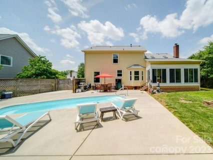 14313 Harlequin Drive sold home in Feather Trace, Charlotte, NC