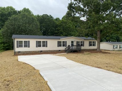 4533 Red Apple Drive sold home in Applewood, Bessemer City, NC