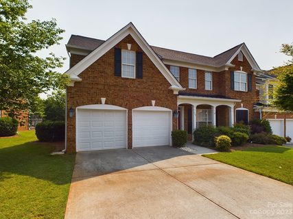 328 Falesco Lane sold home in Avington, Matthews, NC