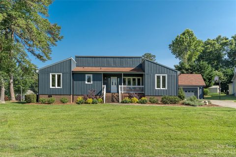 20807 Rio Oro Drive