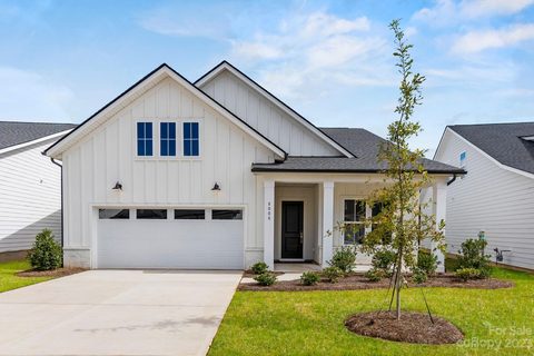 8008 Brookbank Drive 0036