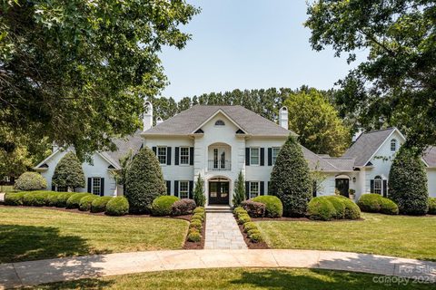 462 Landsbury Drive