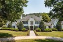 462 Landsbury Drive sold home in Waxhaw, SC