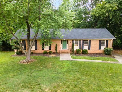 Previously sold for $416,000