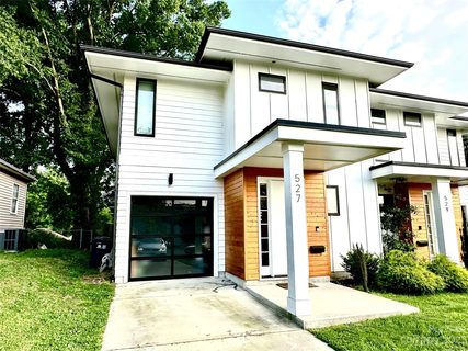 527 State Street