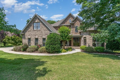 Previously sold for $990,000