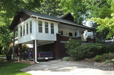 214 N Salisbury Avenue sold home in Newton Heights, Spencer, NC