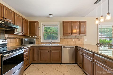 4075 Triton Drive