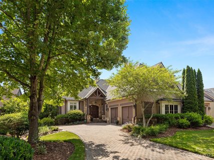 26 Foxbridge Way