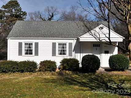 3319 Draper Avenue sold home in Country Club Hills, Charlotte, NC