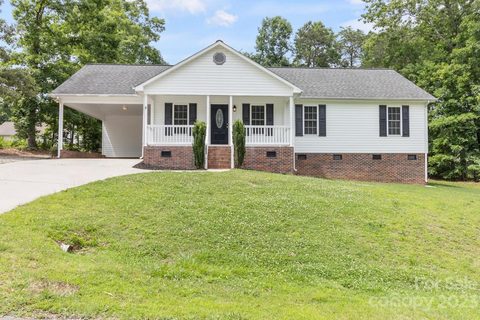 1802 Creekstone Court sold home in Riverstone, Lincolnton, NC