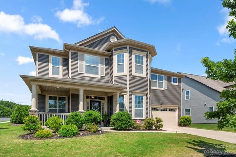 1407 Imperial Court sold home in Kings Grove, York, SC