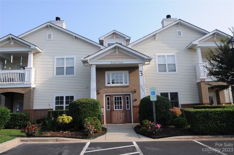 17049 Doe Valley Court