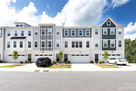 2644 Roseglen Lane sold townhome in Roseglen, Indian Land, SC