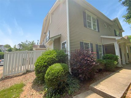13661 Pinyon Pine Lane