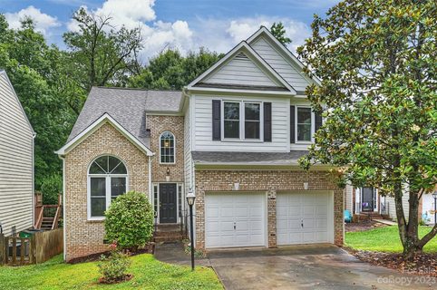 2016 Sablewood Drive