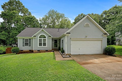 109 S Willow Court