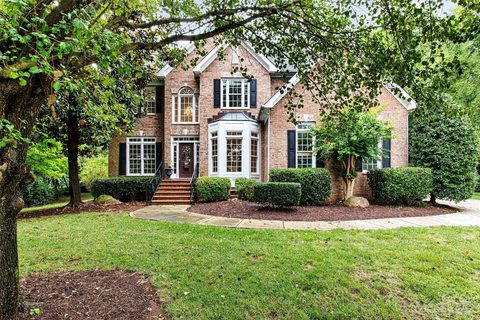 105 Castle Bay Court sold home in Kings Landing, Mooresville, NC