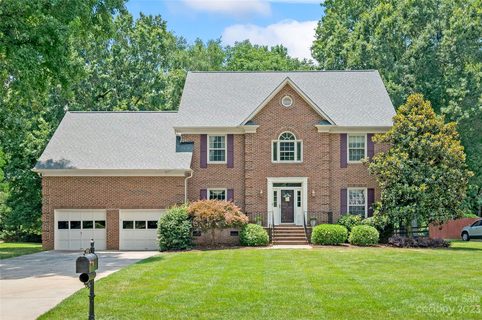 11654 Old Surry Lane sold home in Williamsburg, Charlotte, NC