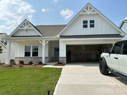 2040 Turnsberry Drive
