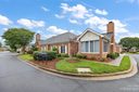 8464 Highland Glen Drive sold home in Charlotte, SC