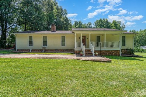 113 Griffin Street sold home in Castanea Acres, Stanley, NC
