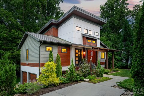 8 Deer Run Court sold home in Deer Run, Asheville, NC