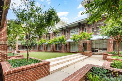1101 W 1st Street 106 sold home in First Row Condominium, Charlotte, NC
