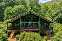 735 Twin Brook Drive sold home in Waynesville, SC