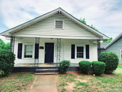 301 Skyland Avenue sold home in Elizabeth Acres, Charlotte, NC