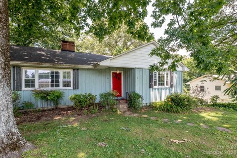 351 Hawthorne Drive