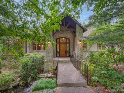 67 Poplar Forest Trace