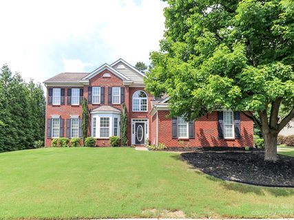 805 Springwood Drive