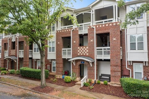 915 Northeast Drive 12 sold home in Spinnaker Reach, Davidson, NC