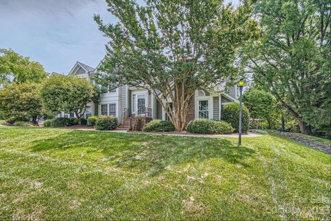 8256 Legare Court